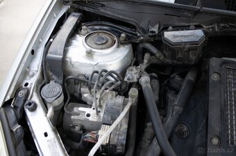 Toyota RAV4 2.0 D-4D - 19