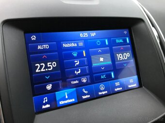 Ford S-Max 2.0 110 kw Titanium, LED, Velmi hezký DPH - 19
