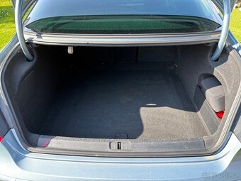 VW Passat CC 2.0 TDI 125kw DSG 2011 Bi-xenon ALU 18" - 19