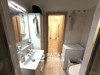 Pronájem luxusně zrekonstruovaného bytu 2+1, 45 m² - Olomouc - 19