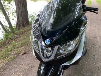 Piaggio X10 500 - 19