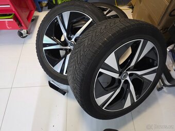 Volvo XC90, B5 R design-Black,mild hybrid, model 2020 - 19