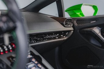 LAMBORGHINI Huracán-Evo-AWD-640PS-PPF-ZÁRUKA/SERVIS - 19