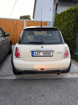 Mini Cooper One R50 - 19