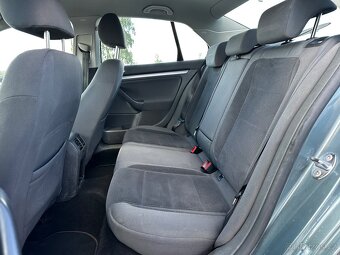 Volkswagen Jetta 1.4Tsi 103Kw / 2008 - 19