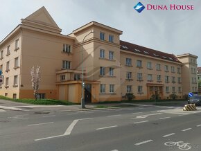 Prodej bytu 1+kk • 41 m², Novovysočanská, Praha - Vysočany - 19