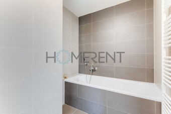 Stylový a prostorný byt 4+kk s panoramatickou lodžií, Praha  - 19