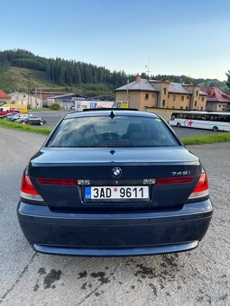 e65 745i V8 - 19