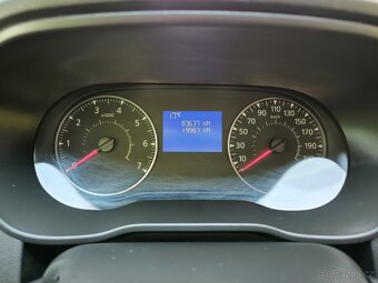 DACIA DUSTER 1.3 TCE 96kw, r.v. 2019, 1.MAJITEL, 83000 KM - 19