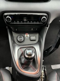 Toyota Yaris GR 1.6i 192kW SPORT ZÁRUKA - 19