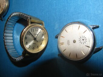 STARÉ HODINKY  NA NÁHRADNÍ DÍLY 30 KS - 19