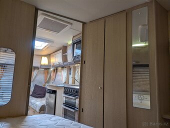 SWIFT STERLING ECCLES 90 RUBY,MOVER,VELKÁ KOUPELNA A POSTEL - 19