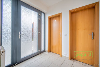 Prodej rodinného domu 123 m2, 4+kk s garáží, pozemek 575 m2, - 19