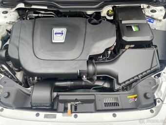 Volvo C70 D4 5válec Summum Automat - 19