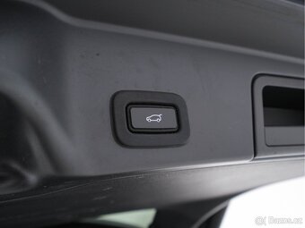 Land Rover Evoque 2.0 SE R-Dynymic 4x4 - 19