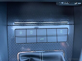 Škoda Octavia kombi III RS, 2013, 2.0tdi, 135kw,velmi pěkná - 19