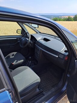 Opel Meriva 1.6 benzín - 19