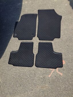 Seat Mii 1.0 MPi výhřev + KOLA - 19