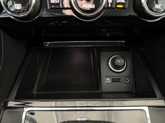 Škoda Superb 2,0 4X4,STYLE,SERVISKA,ČR - 19