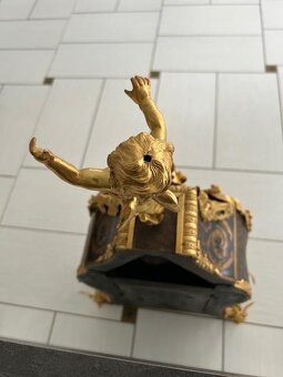 Velké 98 cm hodiny bule 18 století. - 19