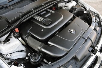 BMW e91 320d 120 kW 6st, DKLIMA, VÝHŘEV, TEMPOMAT, ALU17 - 19