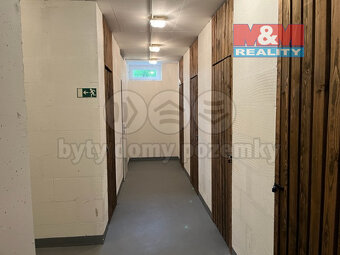 Prodej bytu 1+kk, 33 m², Praha 9, ul. Boloňská - 19
