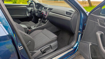 Škoda SUPERB Combi III 3 2.0TDI DSG Style Webasto tažné pano - 19