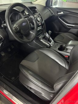 Ford focus 1.6L ecoboost 110kw titanium rok 2011 - 19
