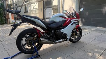 Honda CBR600f - 19