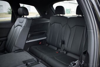 Audi Q7 3.0 TDI 200kw quattro 7 MIEST / AJ NA SPLÁTKY / - 19