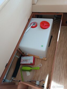 Hobby 610 UL Premium obytný přívěs 2016 Markýza,solar - 19