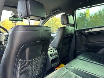 Volkswagen Touareg 2012 - 19