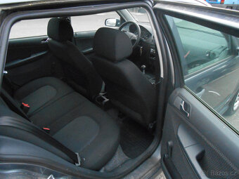 Škoda Fabia 1.4i 59Kw - 19