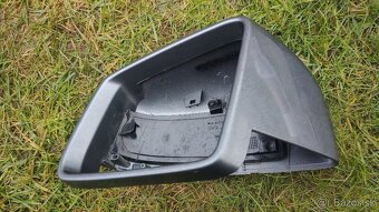 Ruzne veci Toyota, KIA, Mercedes - zrcadlo, listy, absorber - 19