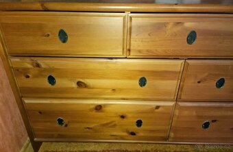 Nábytek Leksvik - skříně ,komody atd - 19