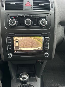 Touran 2.0tdi, 125kw, Naj.268tkm, rok 2011 - 19