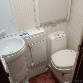 Anglický karavan pro 5 osob - 19