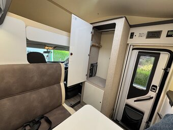 Forster A699DVB - 6míst jízda / 8 lůžek - 19