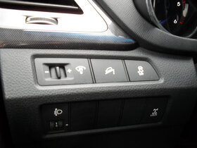 Hyundai Santa Fe 2,2 CRDi Premium 4WD Manuál 319.000Kč - 19