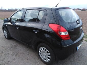 HYUNDI i20  1,2-16V benzin 57 KW, rv 2012  KLIMA - 19