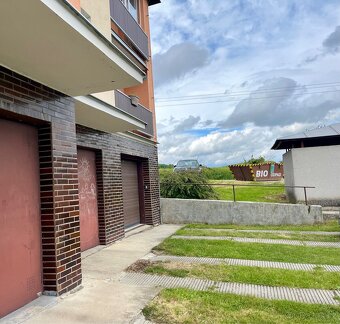 Prodám byt 3+1 91 m² s garáží - 19