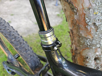 Zánovní našlapané karbonové elektrokolo S-WORKS, vel. S4(L) - 19
