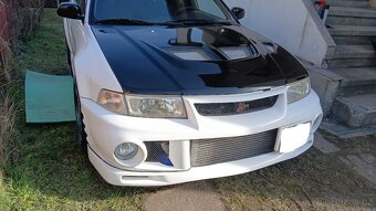 Mitsubishi Lancer EVO 6 LHD 1999 bílé pěkné, ČR SPZ - 19