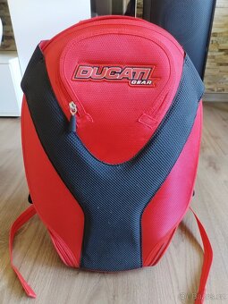 Ducati Gear pevný moto batoh - 19