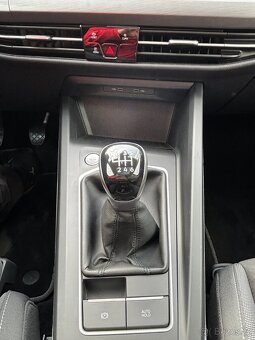 VW Golf 8, 1,5 TSI 96 kw STYLE - 19