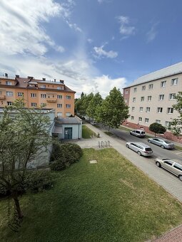 Prodej bytu 2+1 s balkonem,  CP 81 m2, Vsetín, ul. Na Kamenc - 19