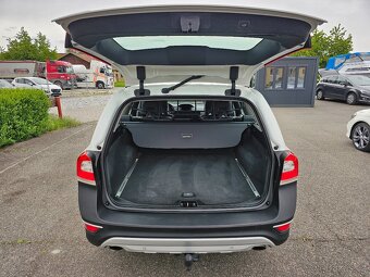 VOLVO XC70 2016 2.0D4 133kW SUMMUM,TEMPOMAT,VÝHŘEVY,SERVISKA - 19