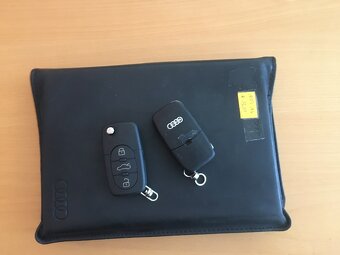 AUDI A4 B7 3.0i V6 AUT quattro, Max.výbava 162kW , TOP STAV - 19