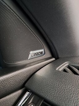 Škoda Octavia 3 Combi 2.0tdi 135kw DSG - 19