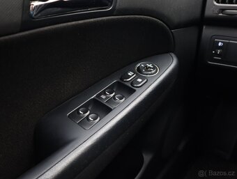 Hyundai i30 1.4 CVVT / 80 kW, 2009, 80 kW, 148 603 km - 19
